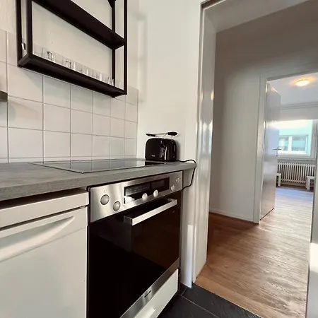 Frisch Renovierte Mit Balkon In Zentraler Lage Lägenhet Wuppertal