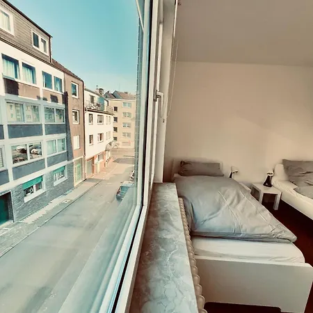 Frisch Renovierte Mit Balkon In Zentraler Lage