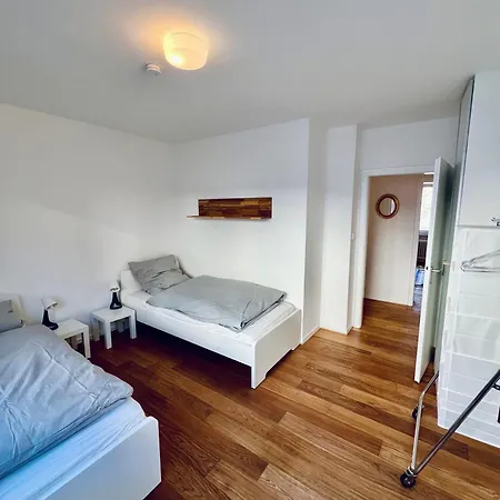 Apartment Frisch Renovierte Mit Balkon In Zentraler Lage *