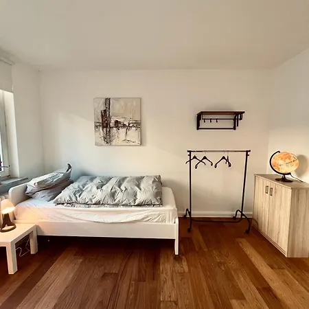 Apartment Frisch Renovierte Mit Balkon In Zentraler Lage *