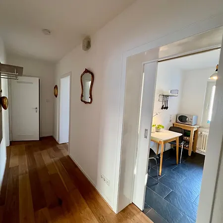 Frisch Renovierte Mit Balkon In Zentraler Lage Wuppertal